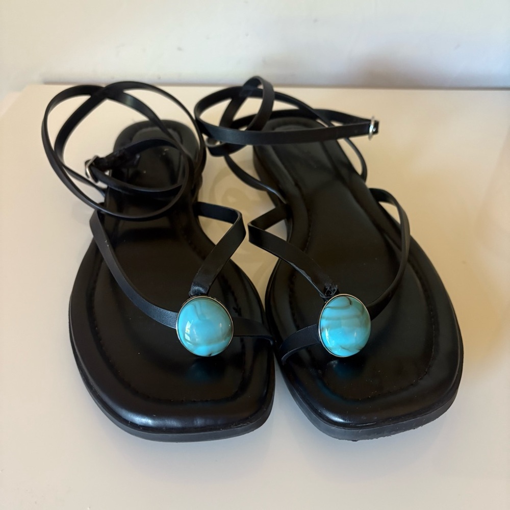 Universal Thread Women’s Black Strappy Sandals with Turquoise Accent - Picture 2 of 9